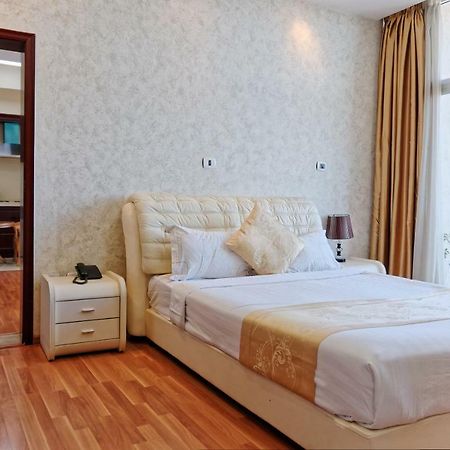 Impress Hotel Addis Abeba Esterno foto