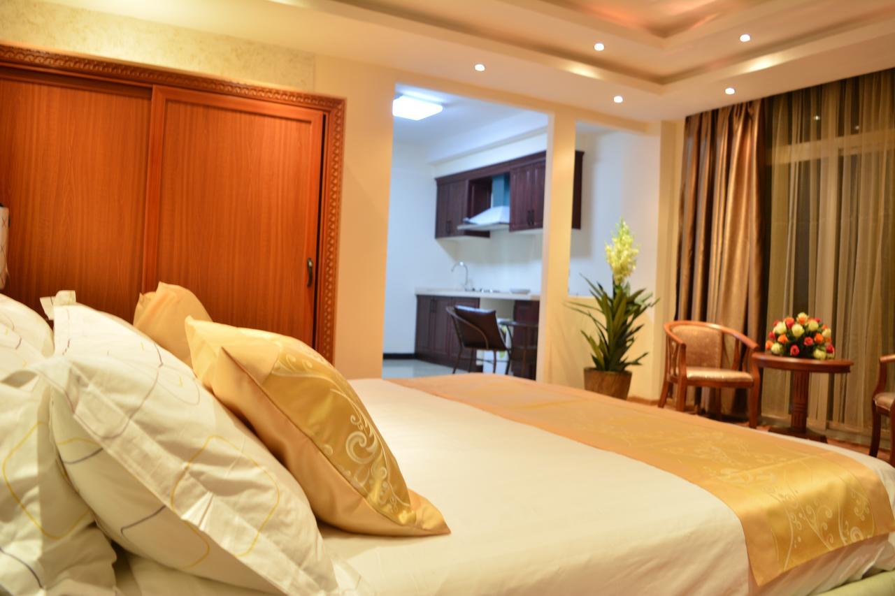 Impress Hotel Addis Abeba Esterno foto