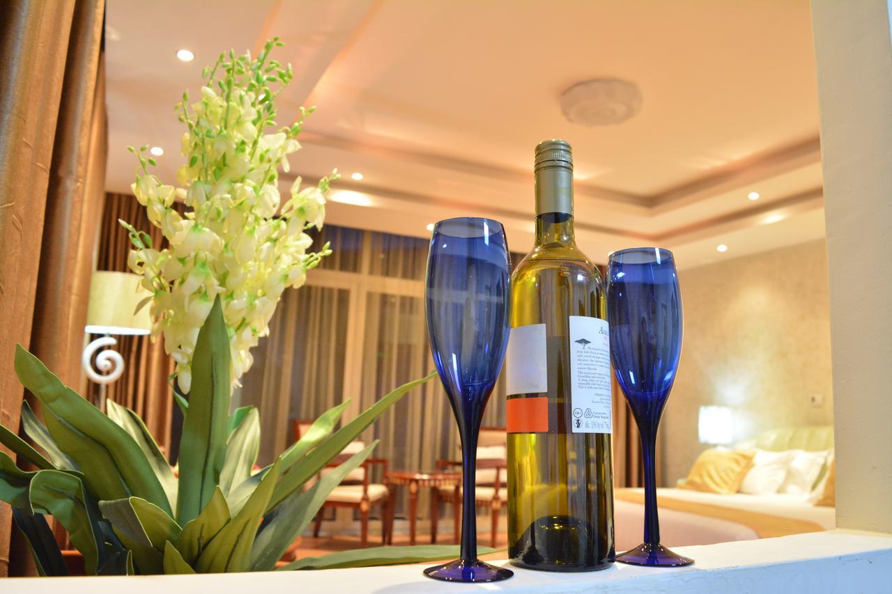 Impress Hotel Addis Abeba Esterno foto