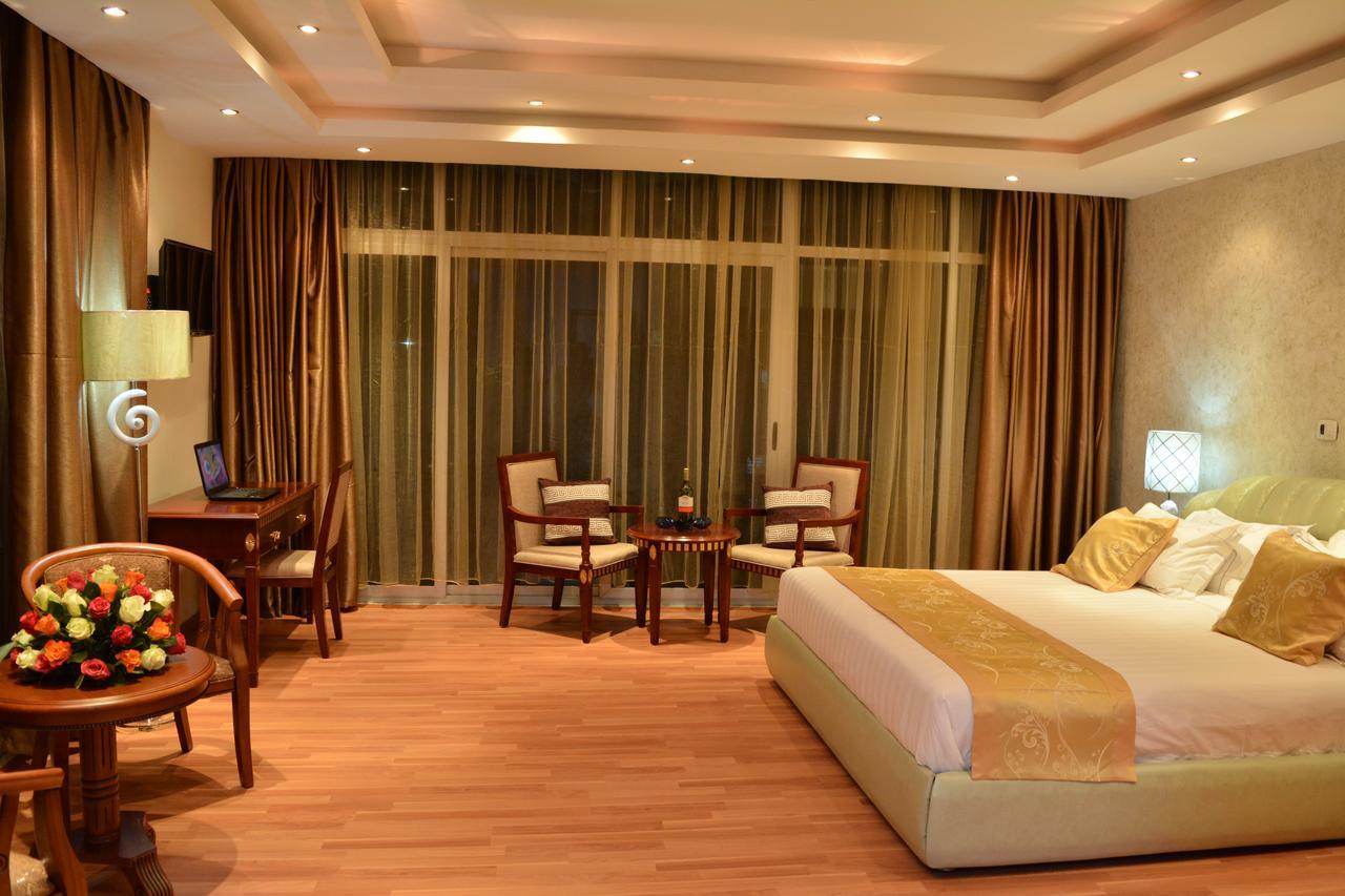 Impress Hotel Addis Abeba Esterno foto